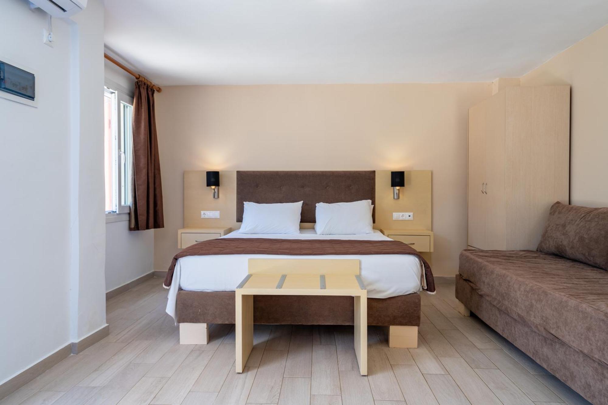 Vliho Bay Boutique Hotel Yénion Habitación foto