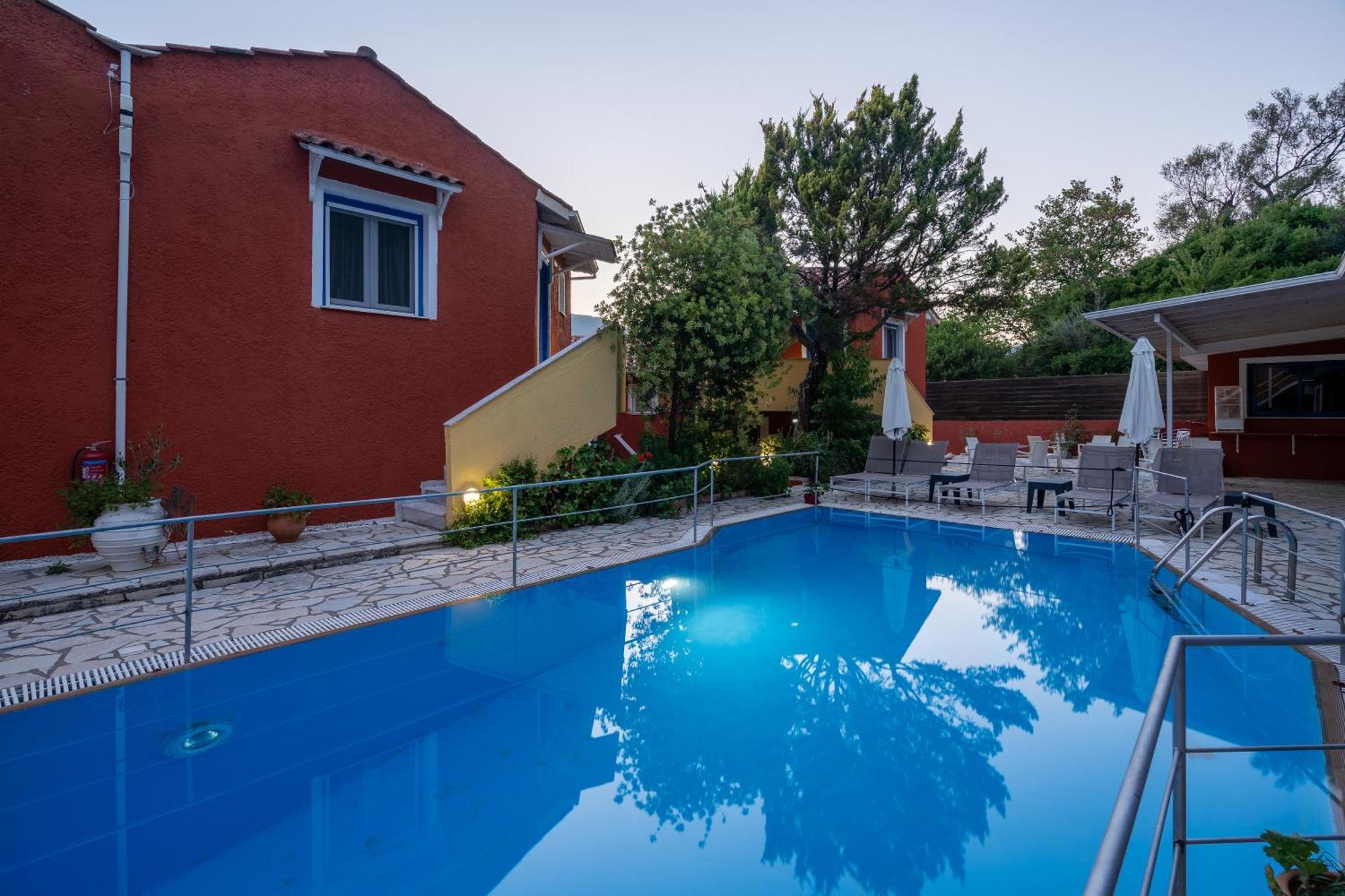 Vliho Bay Boutique Hotel Yénion Exterior foto