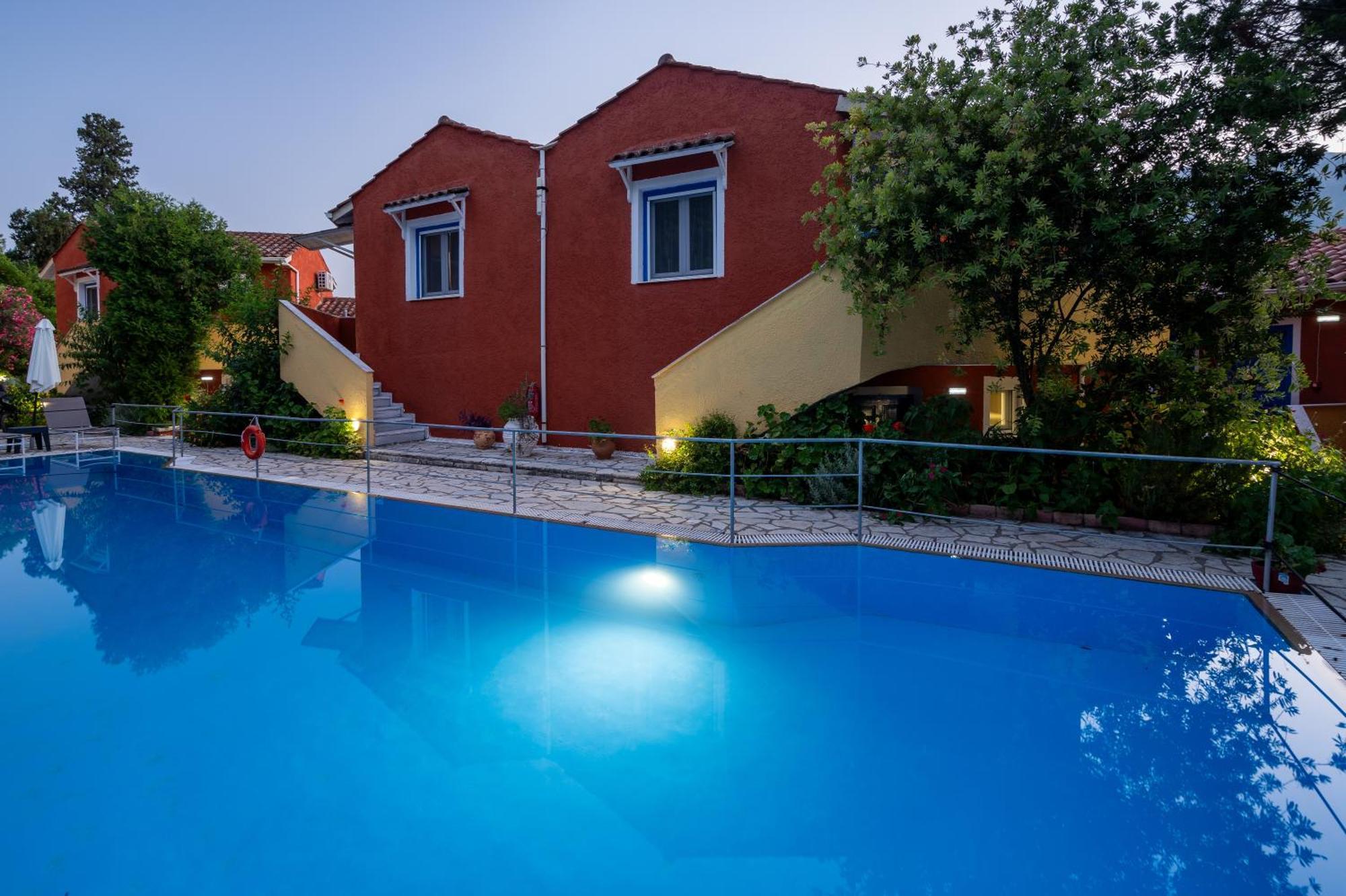 Vliho Bay Boutique Hotel Yénion Exterior foto